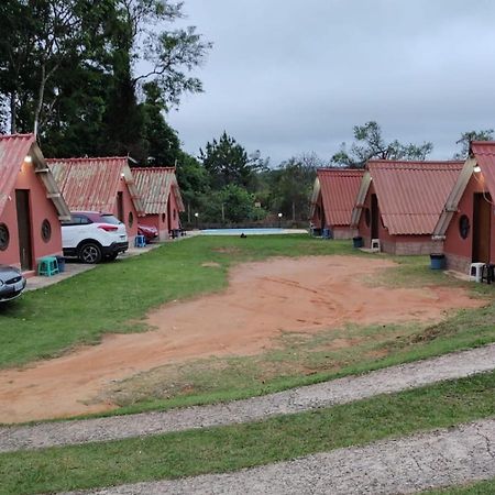 Chalezinhos Sao Roque Villa Bagian luar foto